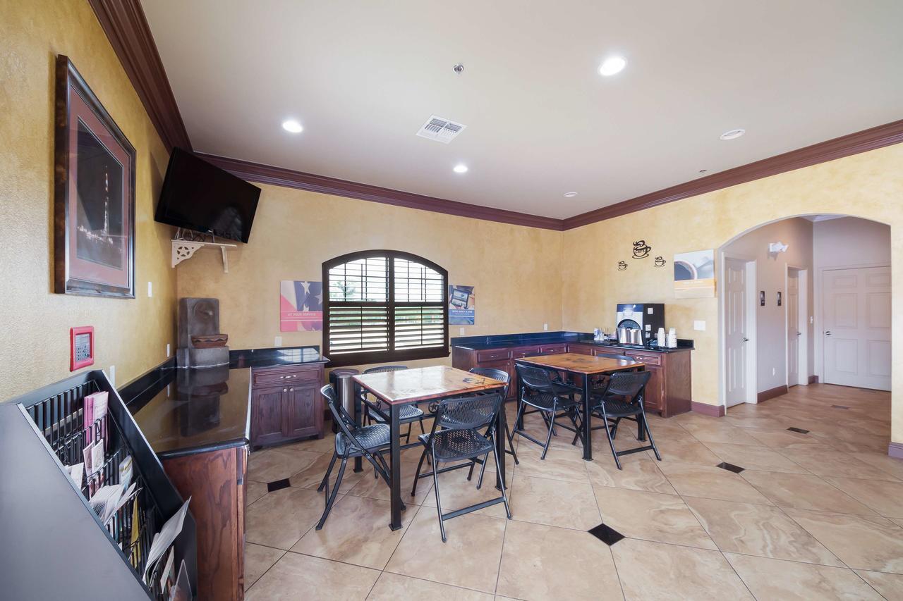 Motel 6 Floresville Ngoại thất bức ảnh
