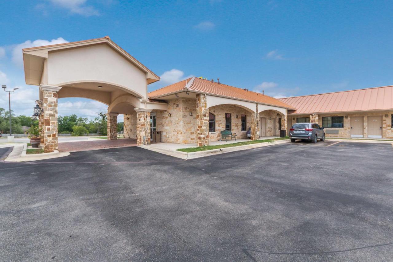 Motel 6 Floresville Ngoại thất bức ảnh