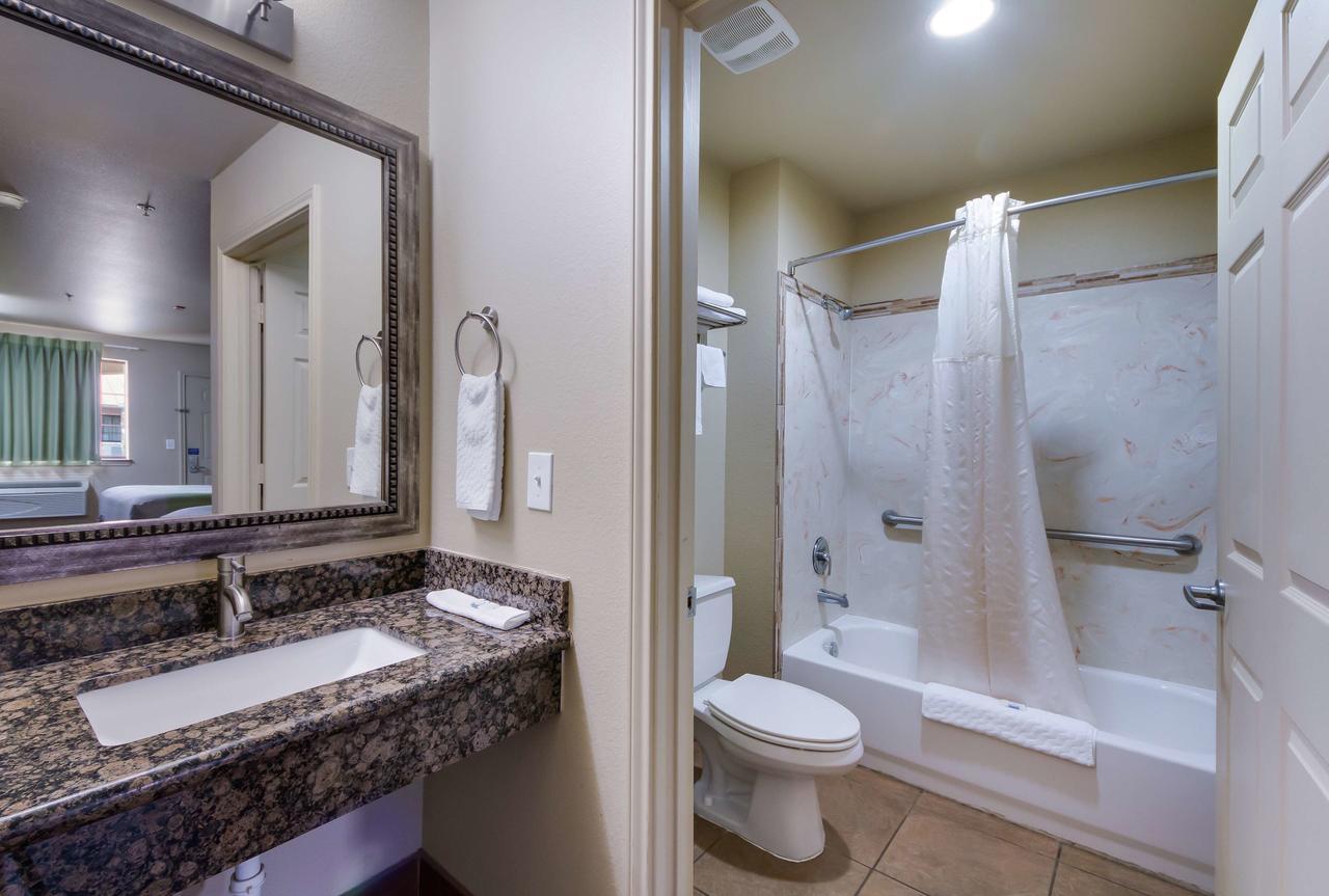 Motel 6 Floresville Ngoại thất bức ảnh