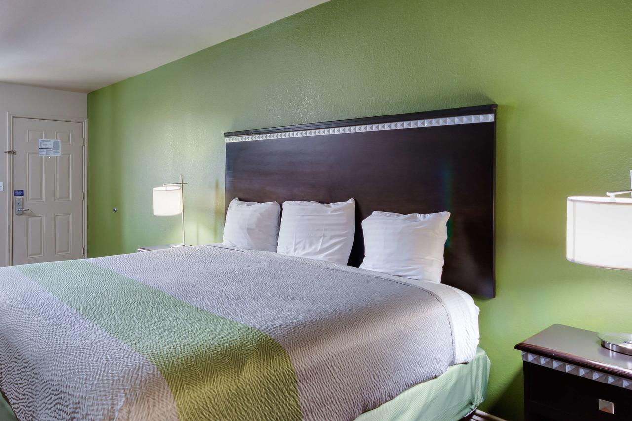 Motel 6 Floresville Ngoại thất bức ảnh
